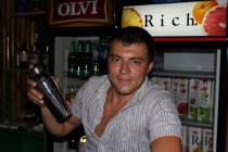 бармен Олег 2012г